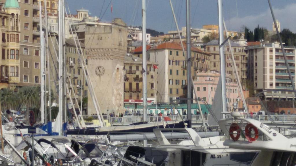 Appartamento Piazzetta La Maddalena Savona Exterior photo